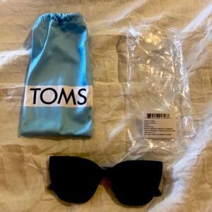 Tom’s Black Sunglasses Brand New